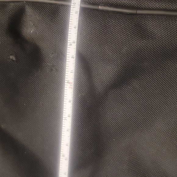 Harley-Davidson Black Duffel or Saddle Bag. Very good condition. Desirable! - Picture 9 of 9